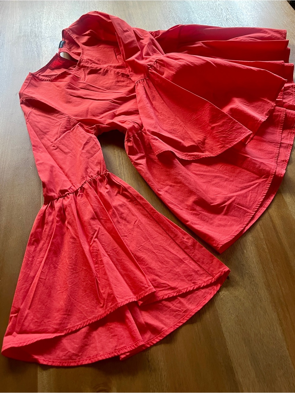 Harlow & Graham Coral Bell Sleeve Blouse